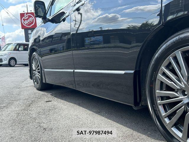 Nissan ELGRAND 2015-03 359712-23