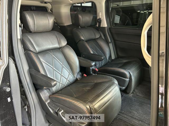 Nissan ELGRAND 2015-03 359712-16