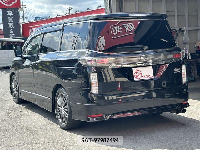 Nissan ELGRAND 2015-03 359712-9