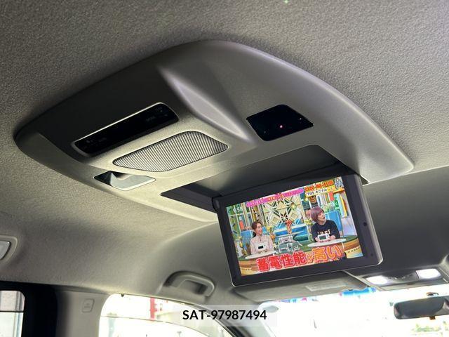 Nissan ELGRAND 2015-03 359712-17