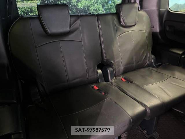 Toyota NOAH 2017-08 321516-10