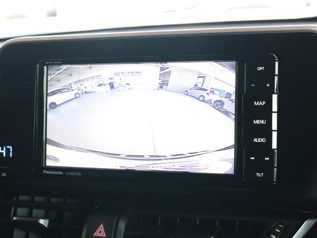 Toyota C-HR 2017-05 15179-12