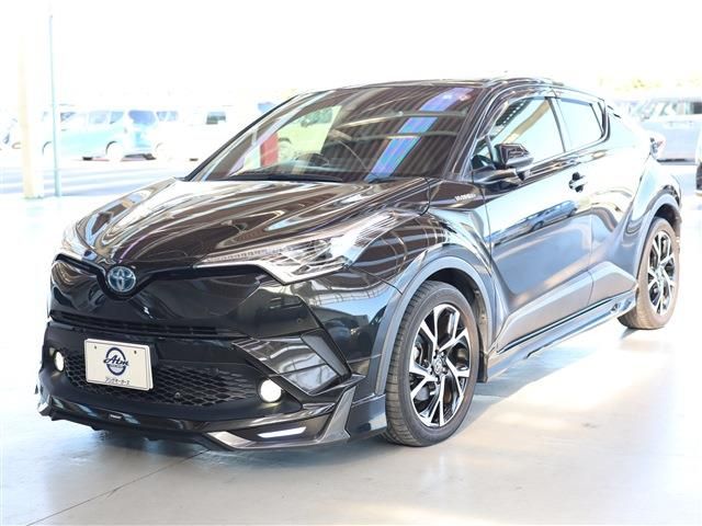 Toyota C-HR 2017-05 15179-0