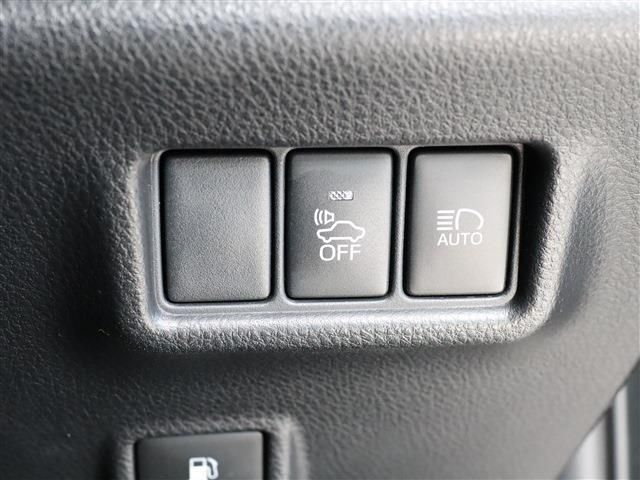 Toyota C-HR 2017-05 15179-16