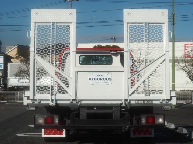 Mitsubishi CANTER 2004-11 109-11