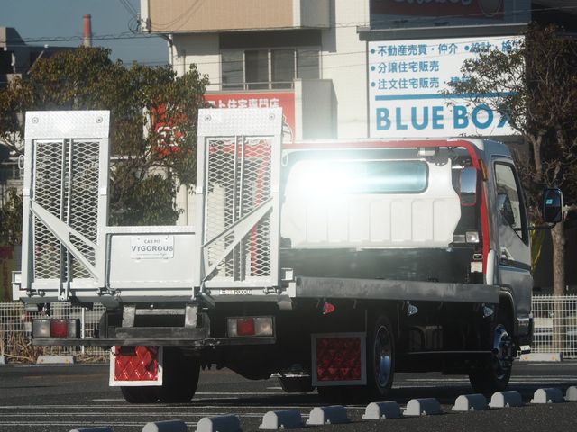 Mitsubishi CANTER 2004-11 109-12