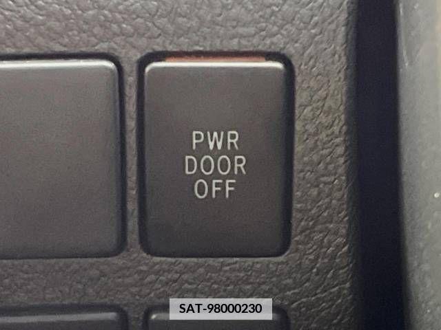 Toyota VELLFIRE 2014-09 369679-4