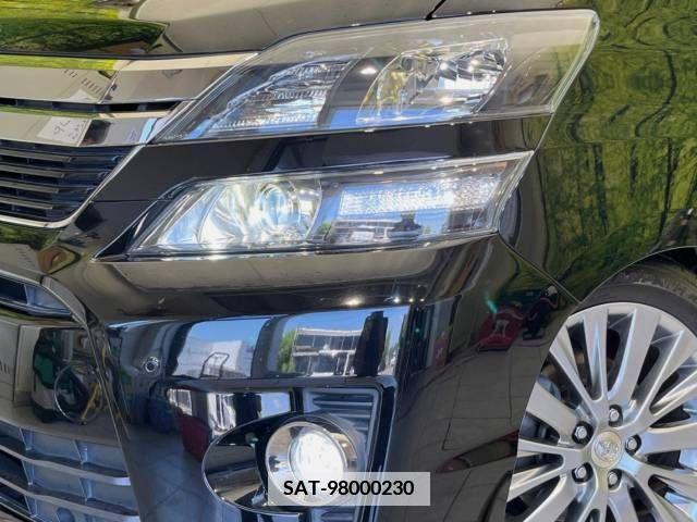 Toyota VELLFIRE 2014-09 369679-13