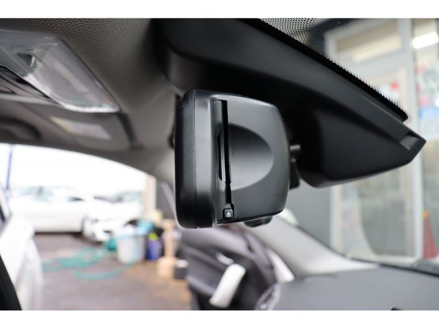 Bmw 1 SERIES 2018-01 1439-10