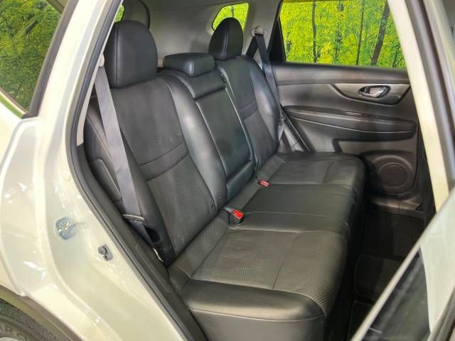 Nissan X-TRAIL 2014-11 194648-9