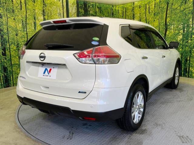 Nissan X-TRAIL 2014-11 194648-17