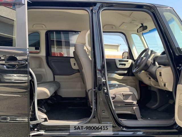 Honda N BOX 2019-08 278422-6