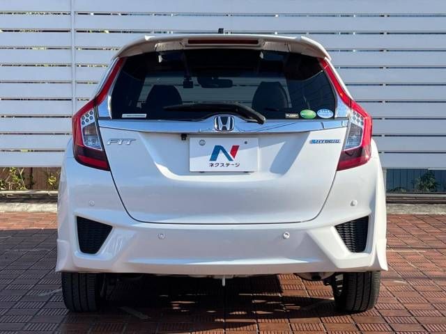 Honda FIT HYBRID 2015-02 194739-14