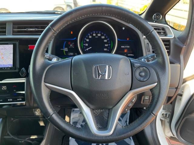 Honda FIT HYBRID 2015-02 194739-19