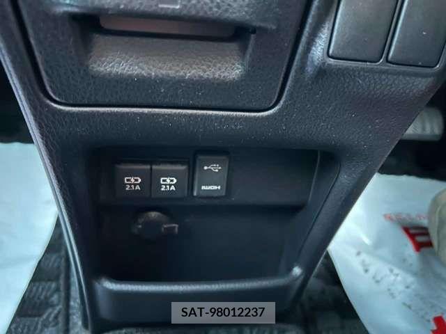 Toyota VOXY 2019-06 321609-10