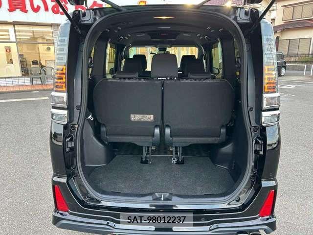 Toyota VOXY 2019-06 321609-19