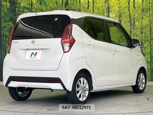Nissan DAYZ 2022-11 323574-17