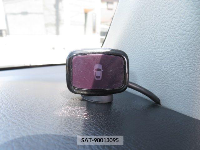 Toyota SIENTA 2019-03 314728-21