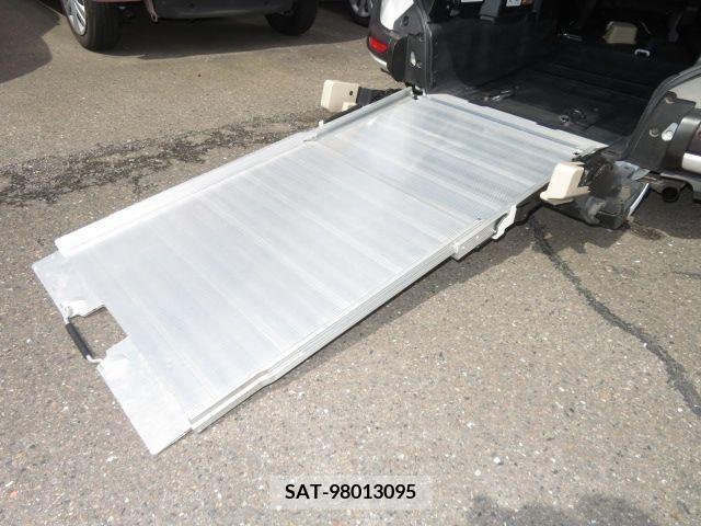 Toyota SIENTA 2019-03 314728-1
