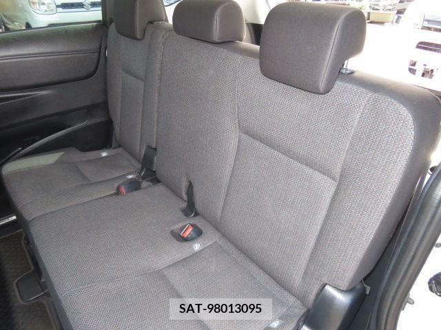 Toyota SIENTA 2019-03 314728-13