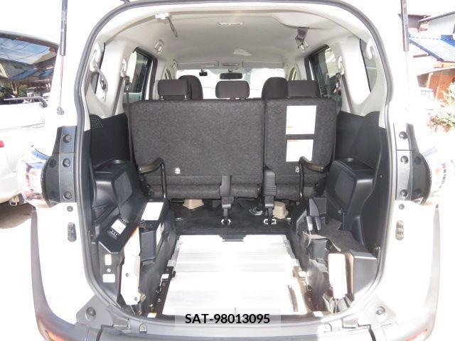Toyota SIENTA 2019-03 314728-10