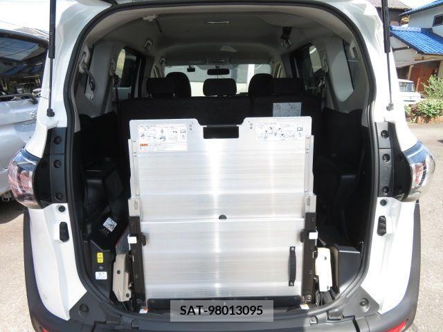 Toyota SIENTA 2019-03 314728-9