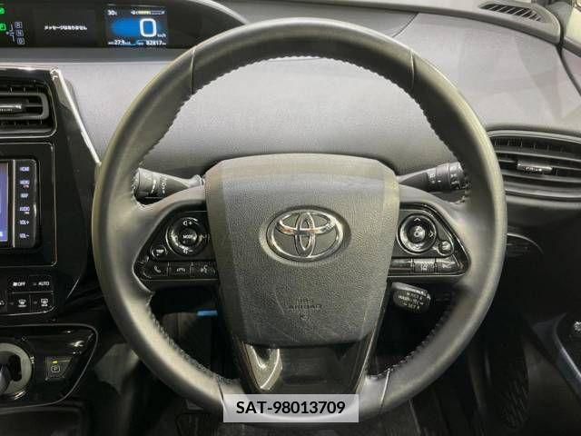 Toyota PRIUS 2021-01 377456-11