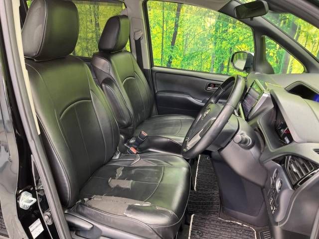 Toyota VOXY 2016-12 181862-8