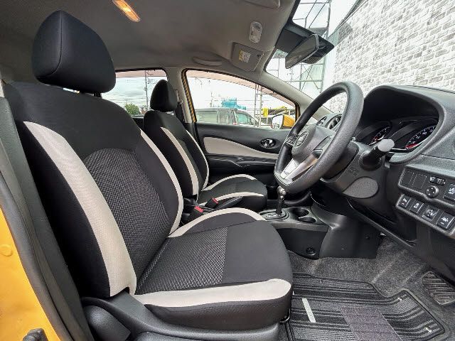 Nissan NOTE 2019-02 6017-9
