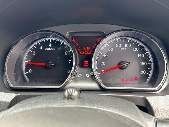 Nissan NOTE 2019-02 6017-7