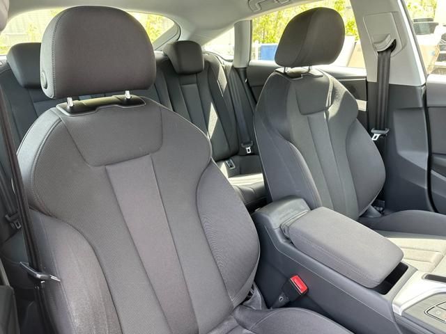 Audi A5 2019-07 8330-11