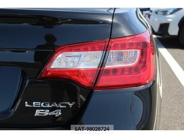Subaru LEGACY B4 2015-02 224892-11