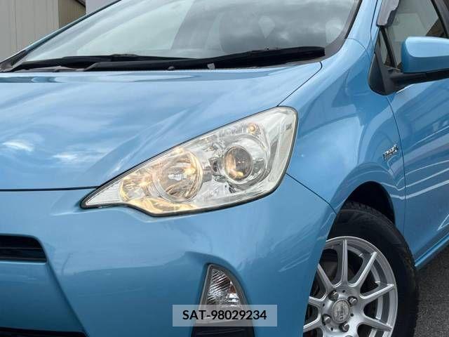 Toyota AQUA 2012-11 351370-12