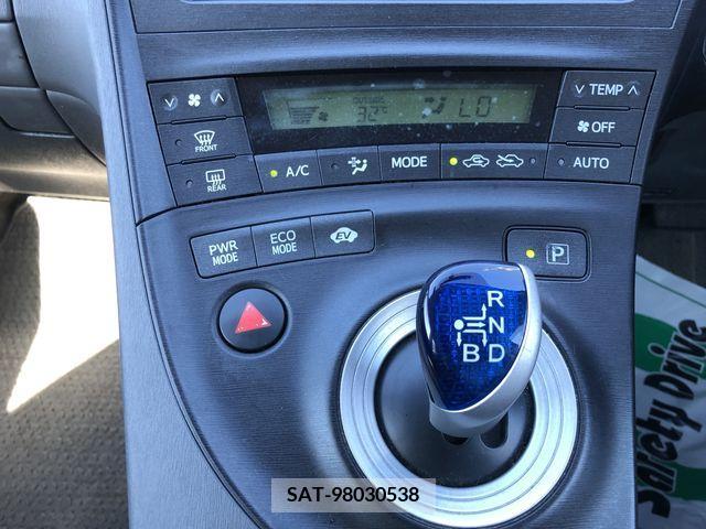 Toyota PRIUS 2011-09 255898-20