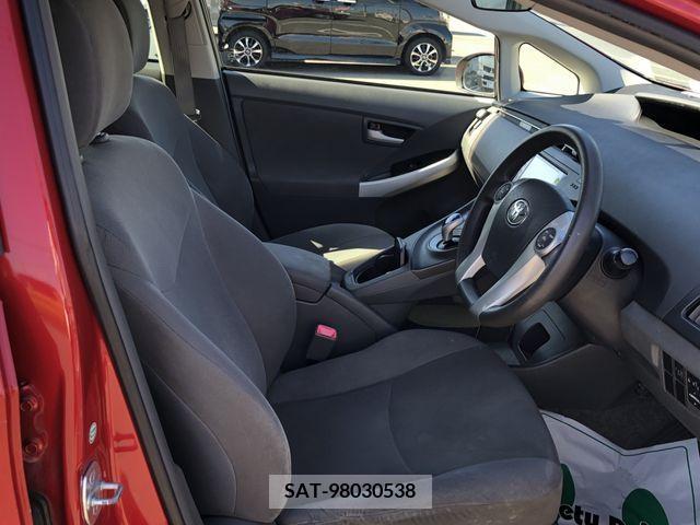 Toyota PRIUS 2011-09 255898-1