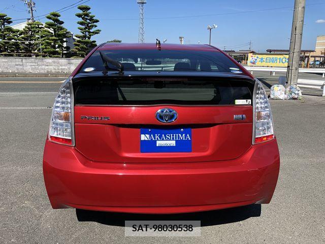 Toyota PRIUS 2011-09 255898-4