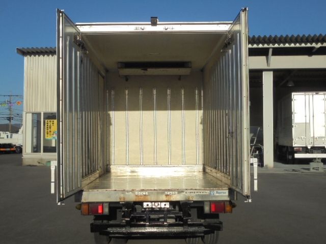 Isuzu ELF TRUCK 2006-05 62-27