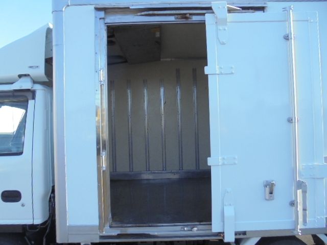 Isuzu ELF TRUCK 2006-05 62-4