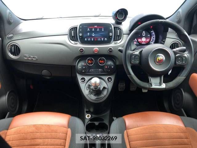 Abarth 595 2021-07 387391-1