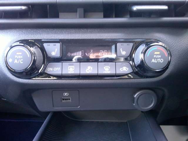 Nissan NOTE 2023-03 17468-9