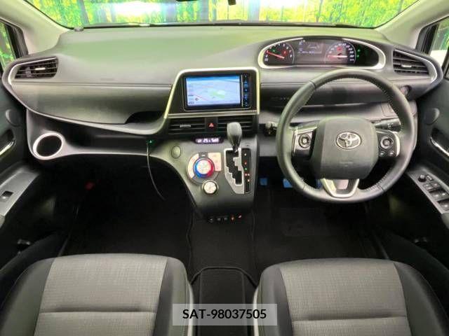 Toyota SIENTA 2022-04 298380-1