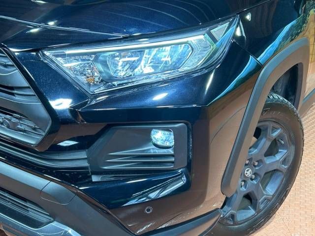 Toyota RAV4 2022-02 195589-12