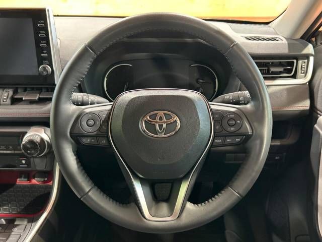Toyota RAV4 2022-02 195589-11
