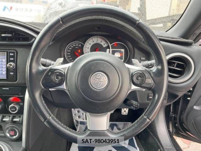 Toyota 86 2016-08 215254-11