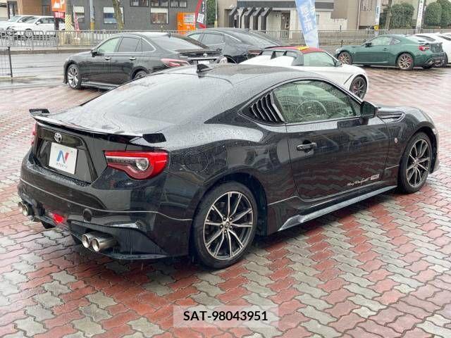Toyota 86 2016-08 215254-17
