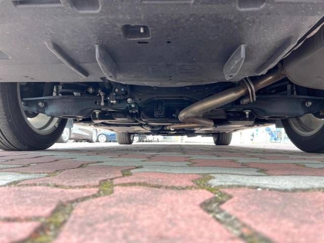 Lexus HS 2013-04 196020-19