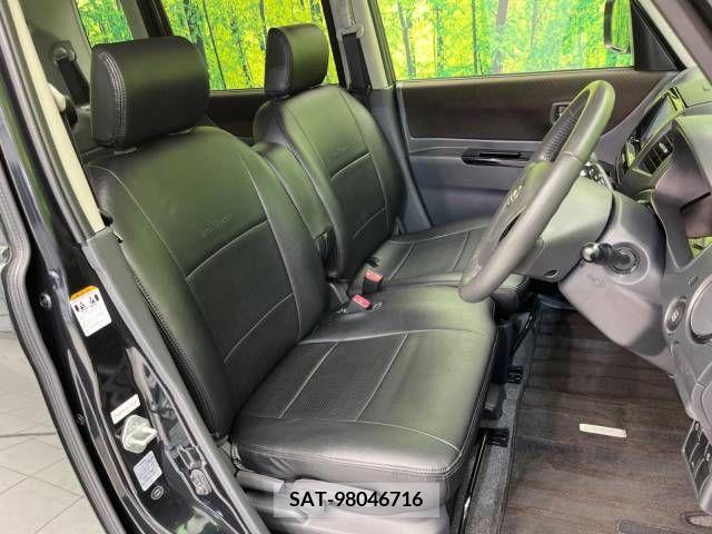 Nissan ROOX 2012-08 324238-8