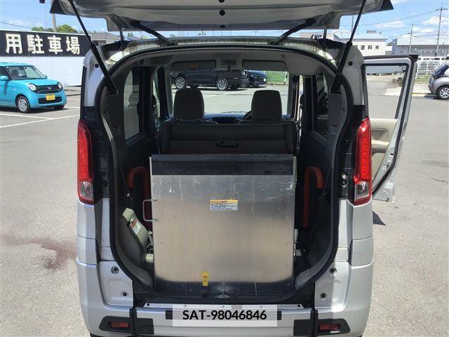 Suzuki SPACIA 2015-04 373025-24