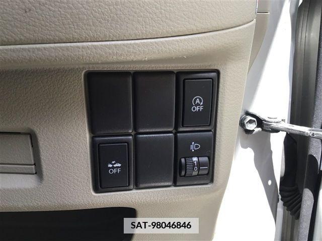 Suzuki SPACIA 2015-04 373025-18