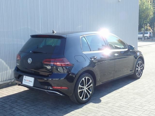 VolksWagen GOLF 2020-07 180389-7